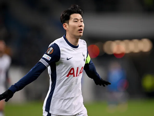 Le fils Heung-Min célèbre le score pour Tottenham Hotspur contre Hoffenheim le 23 janvier 2025