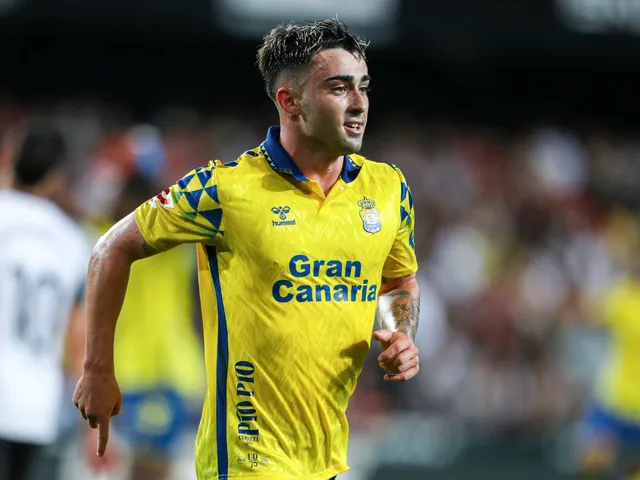 Alberto Moleiro de Las Palmas célèbre après avoir marqué le 21 octobre 2024