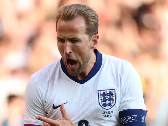 L'Angleterre Harry Kane célèbre le score le 10 juin 2025