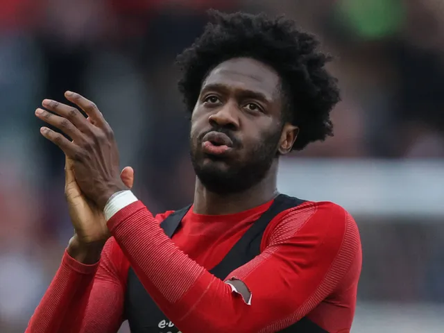 Ola Aina de Nottingham Forest couple les fans le 1er février 2025