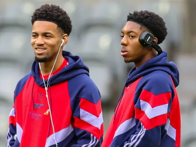 Arsenal garantit un énorme renouvellement des contrats comme `` annonce imminente '' pour le nouvel accord de 18 ans