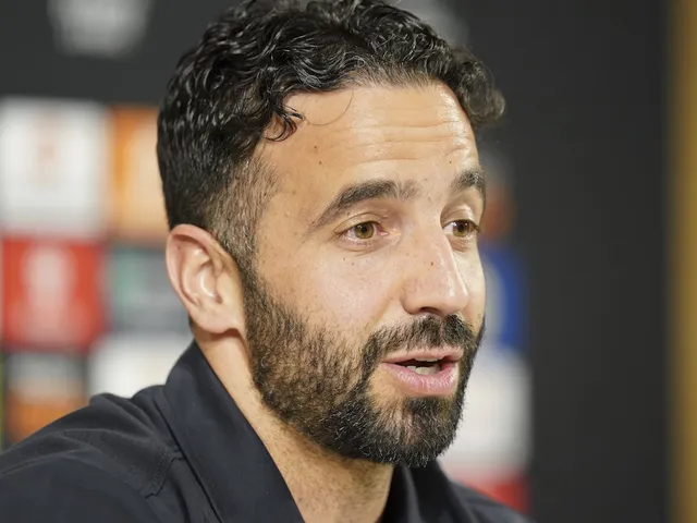 Man United `` authentique concurrents '' pour la star de la Coupe du Monde du Club en tant qu'ajout de milieu de terrain de Red Devils "