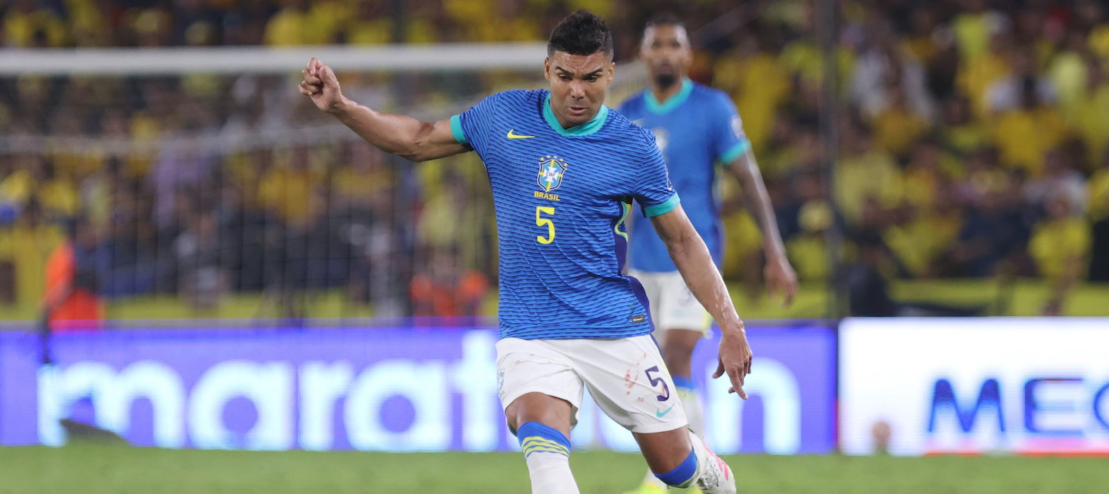 Casemiro fait généralement un retour combatif à l'action internationale pour le Brésil - Man United News and Transfer News
