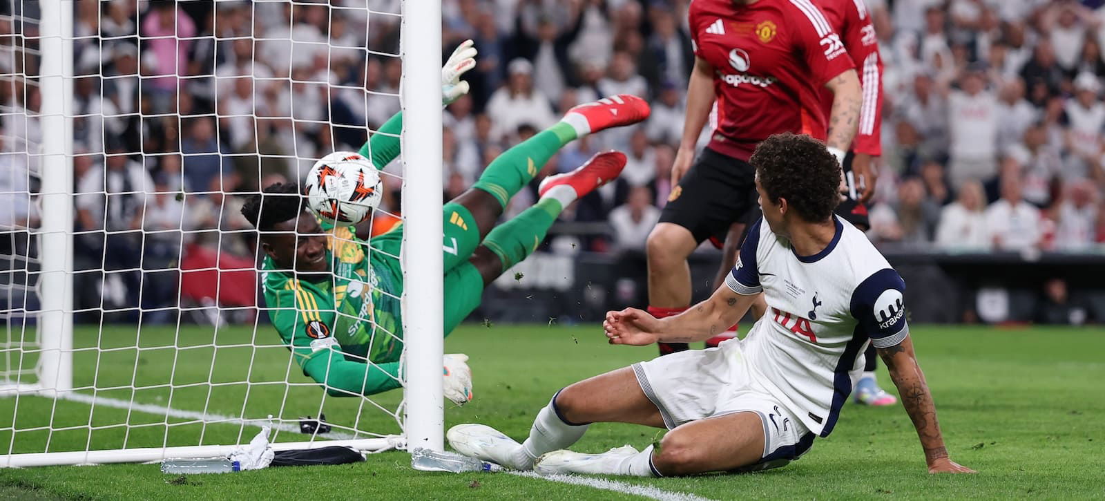 Le manager de Man United Ruben Amorim s'est préparé à prêter Andre Onana - Man United News et Transfer News