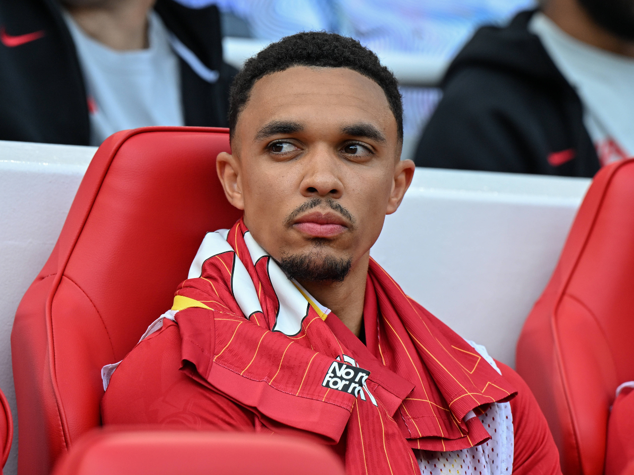 Transferts de Premier League confirmés d'aujourd'hui: jeudi 12 juin
