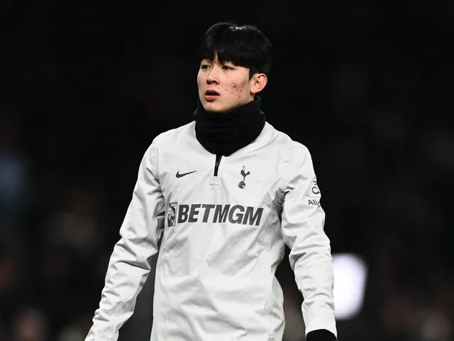 Yang Min-Hyeok de Tottenham Hotspur le 8 janvier 2025