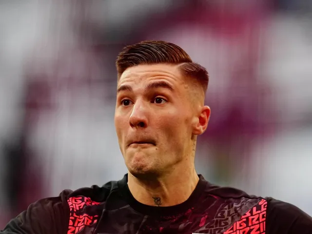 Benjamin Sesko de RB Leipzig avant le match de son équipe contre Werder Bremen, le 12 janvier 2025