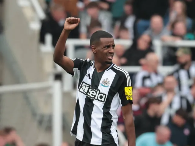 Alexander Isak de Newcastle United célèbre le score contre Ipswich Town, le 26 avril 2025
