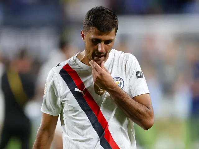 Homme City Blessury News: Concernant Rodri Retrait confirmé par Pep Guardiola après la sortie de la Coupe du Monde du Club