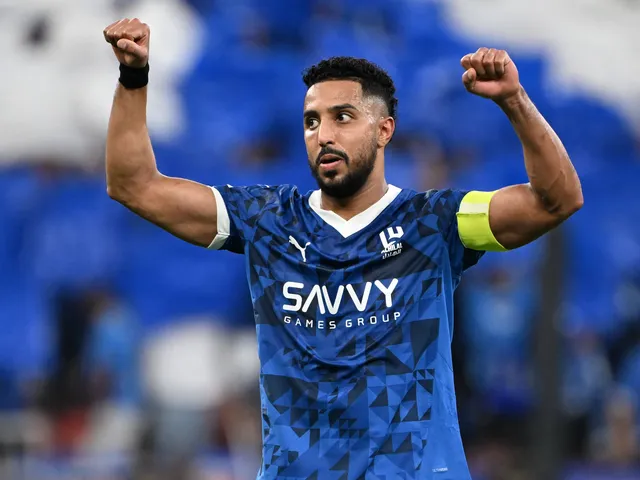 Salem al-Dawsari célèbre le score pour al-Hilal le 25 avril 2025