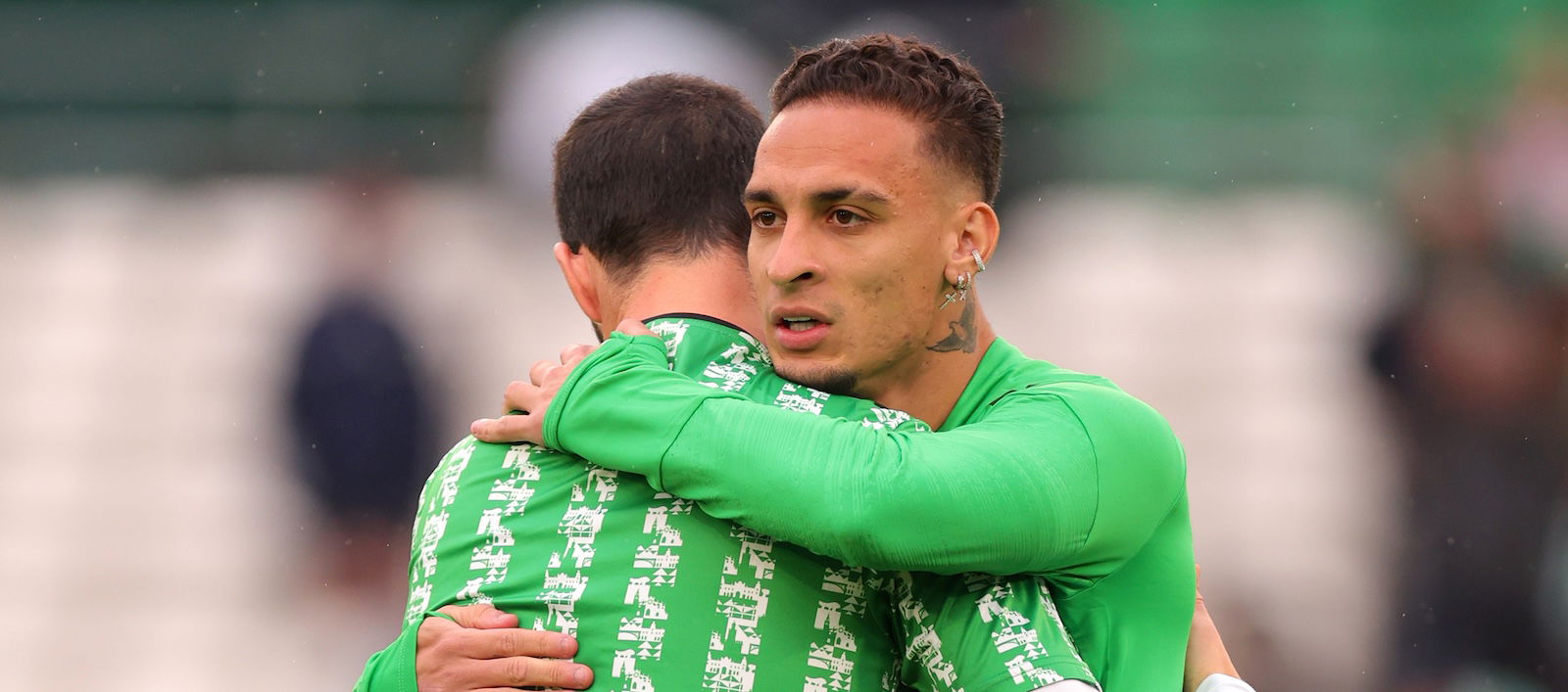 Le vrai Betis a fait pression pour Antony Loan avec l'obligation d'acheter mais que Man United couvre une partie de son salaire - Man United News and Transfer News