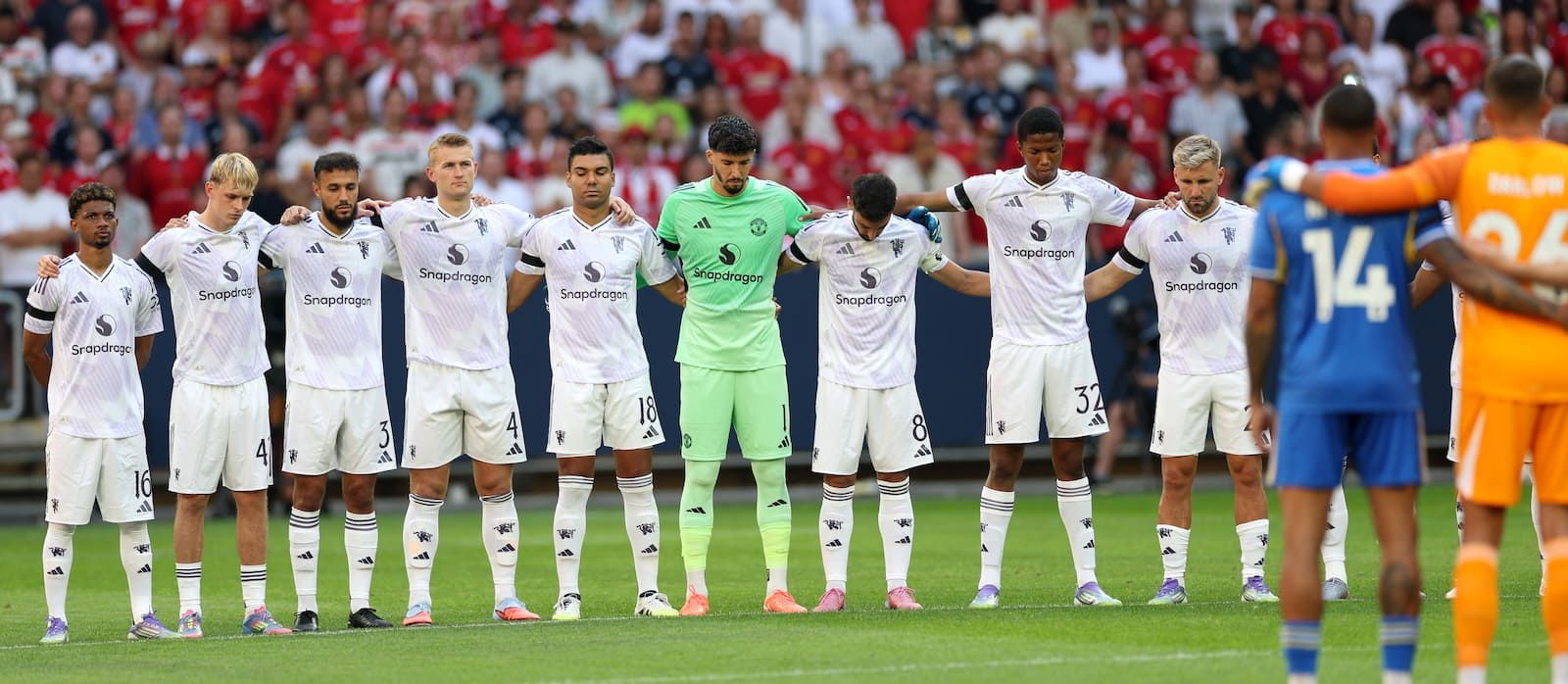 Manchester United manquait de contrôle au milieu de terrain contre Leeds, Amorim a besoin d'un nouveau meneur de jeu - Man United News and Transfer News