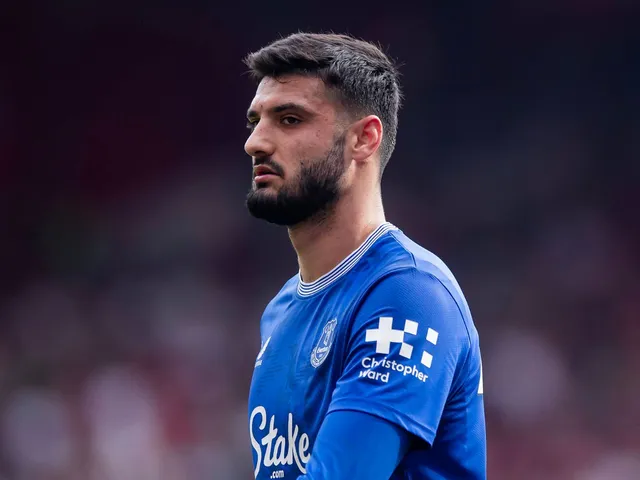 Armando Broja sur Verge de Chelsea sortira en tant que Club de Premier League `` ACCORD '' ACCORD 'OUVRE TRANSFERT