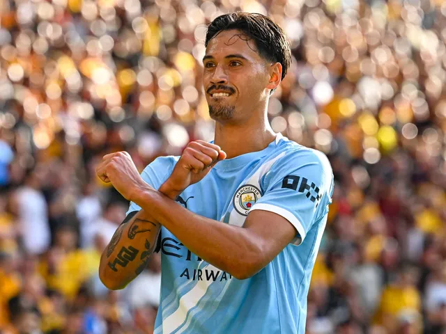 Tijjani Reijnders de Manchester City célèbre le 16 août 2025