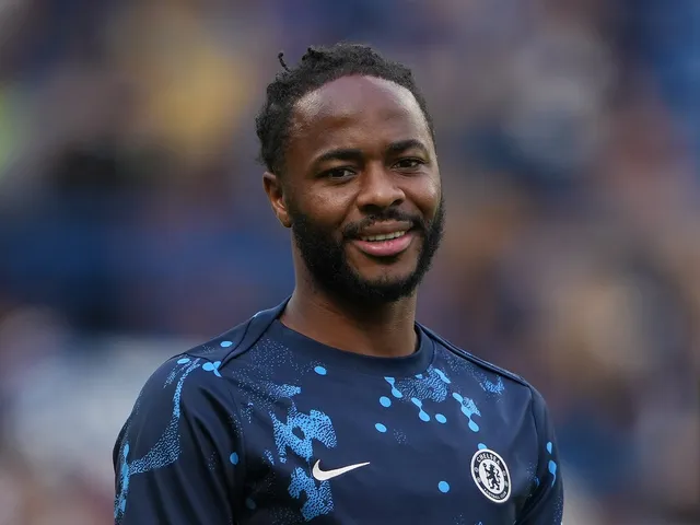 Décision de prêt Sterling Raheem prise comme Chelsea recherche une solution de transfert pour l'attaquant «positif et professionnel»