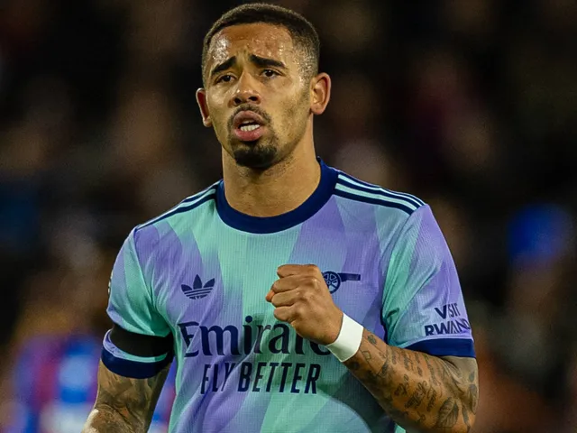 Gabriel Jesus d'Arsenal réagit le 21 décembre 2024