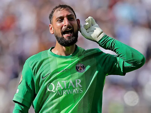 Le Gianluigi Donnarumma de Paris Saint-Germain célèbre le 9 juillet 2025