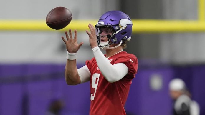 J.J. McCarthy Vikings pic