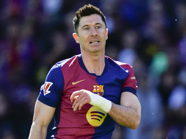 L'attaquant de Barcelone Robert Lewandowski le 30 mars 2025