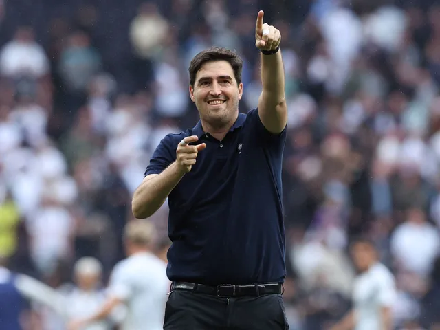 L'entraîneur-chef de Bournemouth, Andoni Iraola, le 30 août 2025