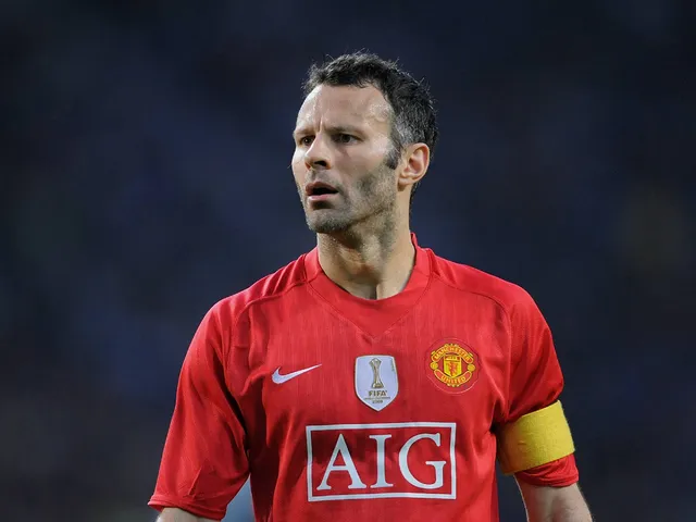 Ryan Giggs en action pour Manchester United en 2009
