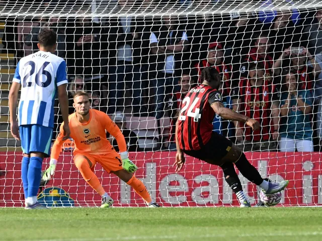 Antoine Semenyo de Bournemouth scores contre Brighton & Hove Albion, le 13 septembre 2025