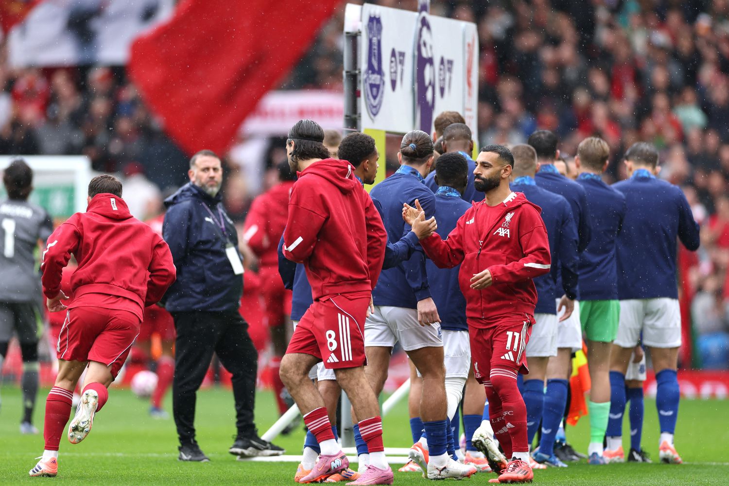 Mo Salah avant le coup d'envoi contre Everton