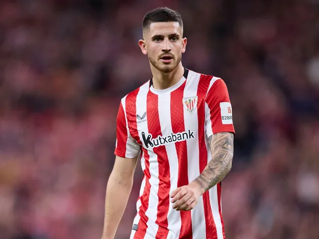 Athletic Bilbao's Oihan Sancet en action le 28 novembre 2024