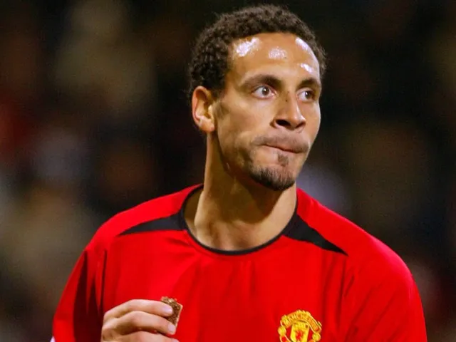 Rio Ferdinand en action pour Manchester United le 7 janvier 2004