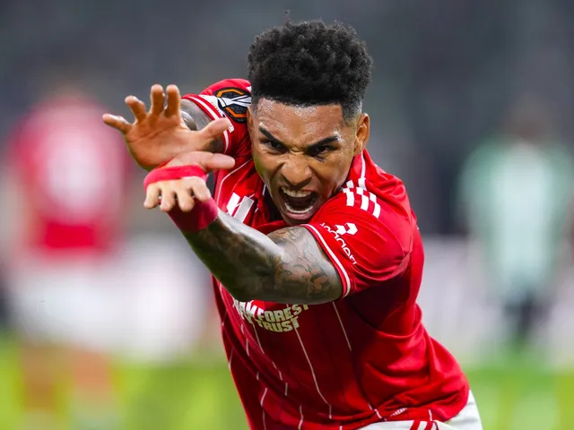 Igor Jesus de Nottingham Forest célèbre le 24 septembre 2025