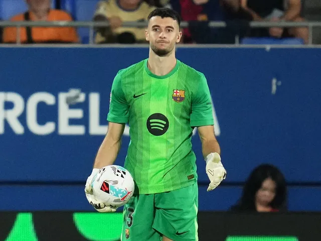 Le gardien de but de Barcelone Joan Garcia le 14 septembre 2025