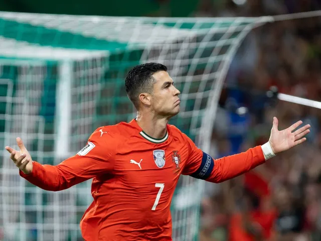 Cristiano Ronaldo marque et fait la fête pour le Portugal le 14 octobre 2025