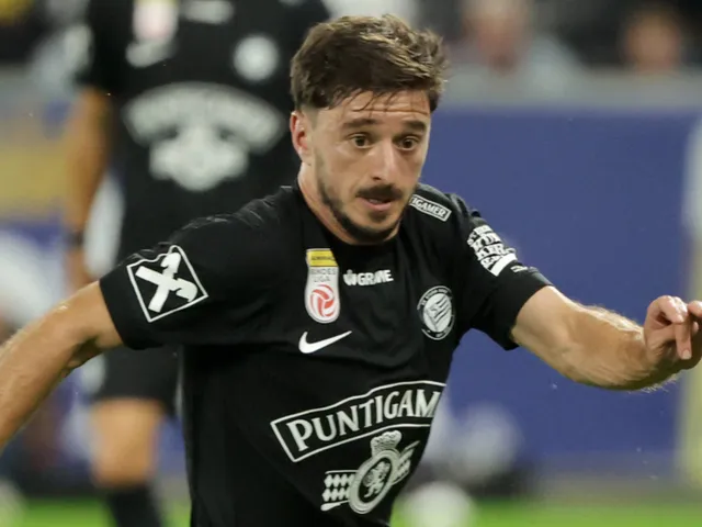 Otar Kiteishvili en action pour le Sturm Graz le 1er août 2025