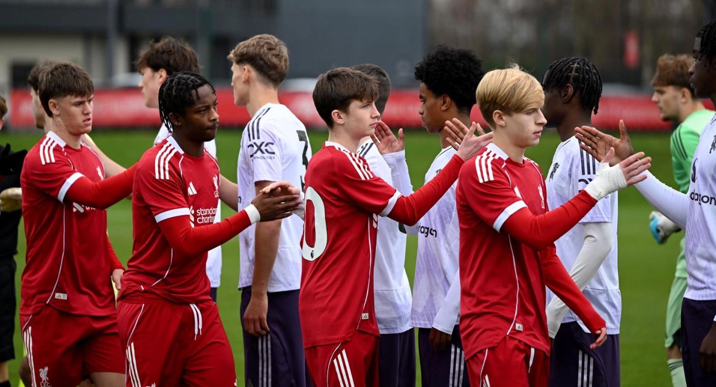 Les U18 de Liverpool affrontent Manchester United