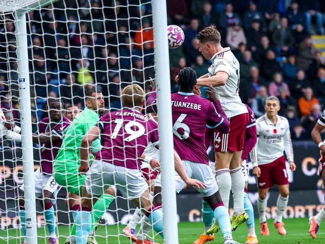 Arsenal a établi un nouveau record de corner en Premier League et a égalé 38 ans de blanchissage lors de la victoire de Burnley