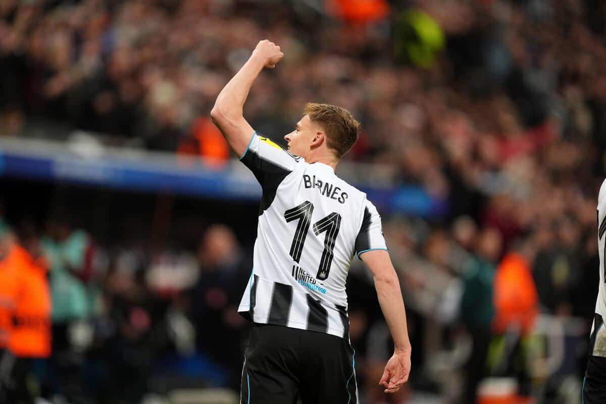 Barnes au doublé alors que Haaland a un rare jour de congé