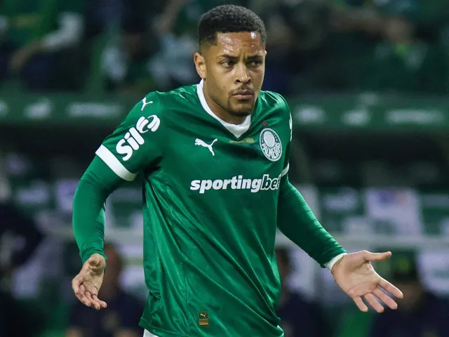 Chelsea et Man Utd « désespérés » de recruter un ancien attaquant de Barcelone pour 44 millions de livres sterling