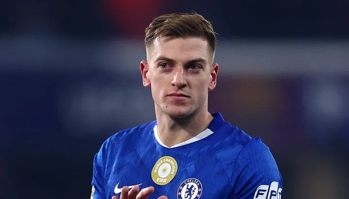 Chelsea rejoint le club exclusif de la Ligue des Champions alors qu'il établit un nouveau record de victoire à Barcelone