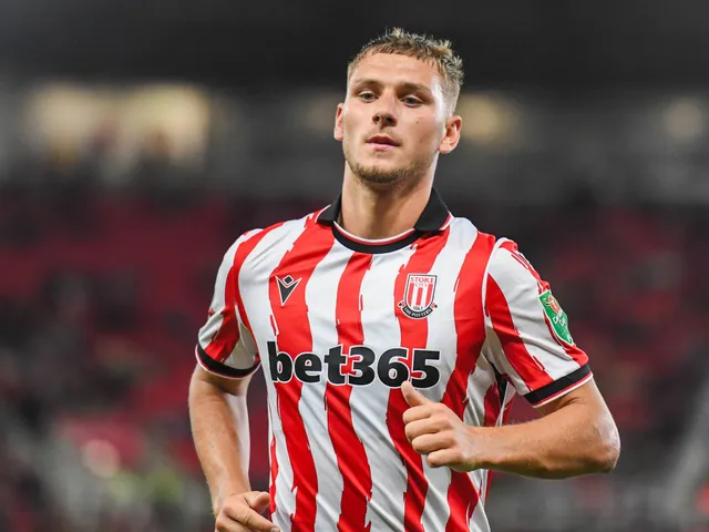 Nouvelles du transfert des Spurs : les Lilywhites « refusent » de répéter l'erreur de Troy Parrott avec l'attaquant de 20 ans