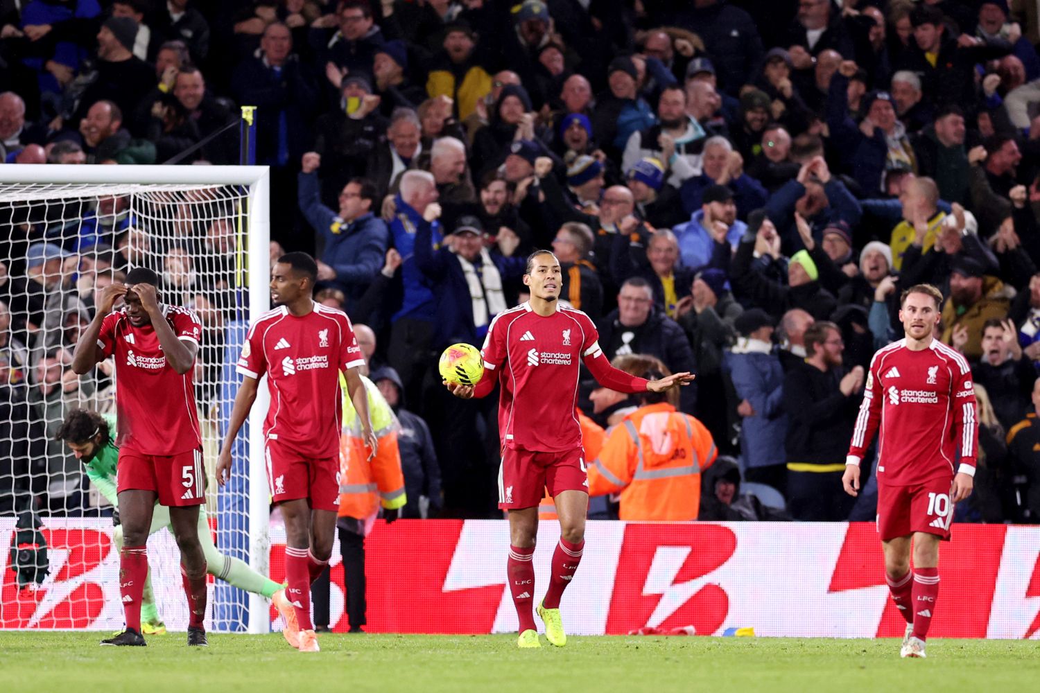 Virgil van Dijk après que Leeds ait marqué l'égalisation tardive