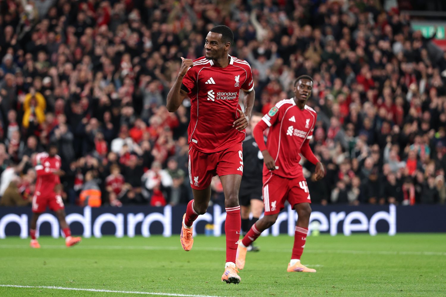 Alexander Isak fait la fête pour Liverpool