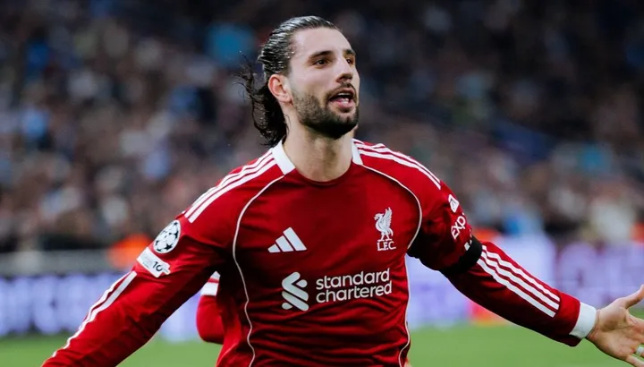 La composition de Liverpool contre Nottingham Forest confirmée alors qu'Arne Slot apporte deux changements pour le choc de la Premier League