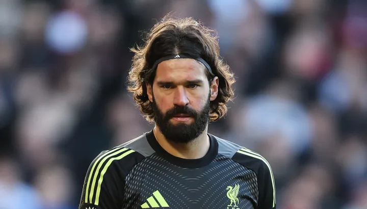 Alisson Becker de Liverpool abandonne l'inquiétude inquiétante de Man City et du PSG dans la dernière mise à jour sur les blessures