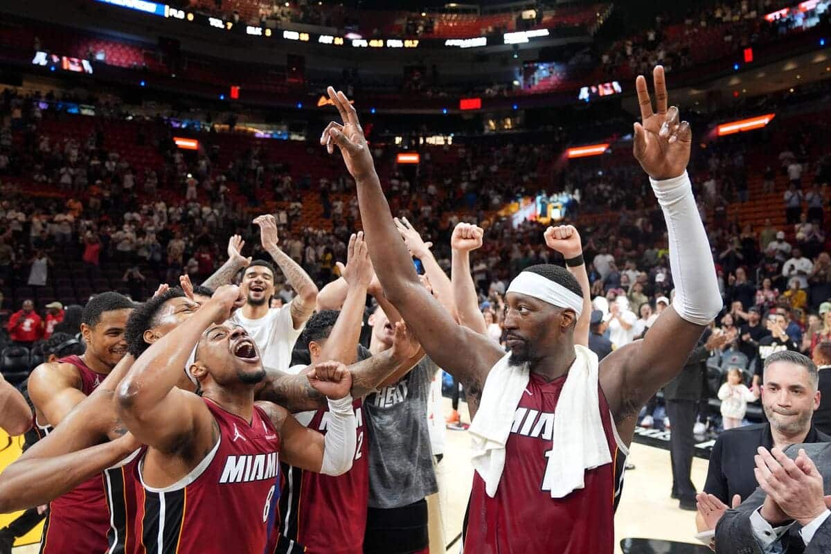BAM, BAM, BAM ! Le génial Adebayo se classe deuxième sur la liste de tous les temps avec 83 points alors que Miami bat Washington