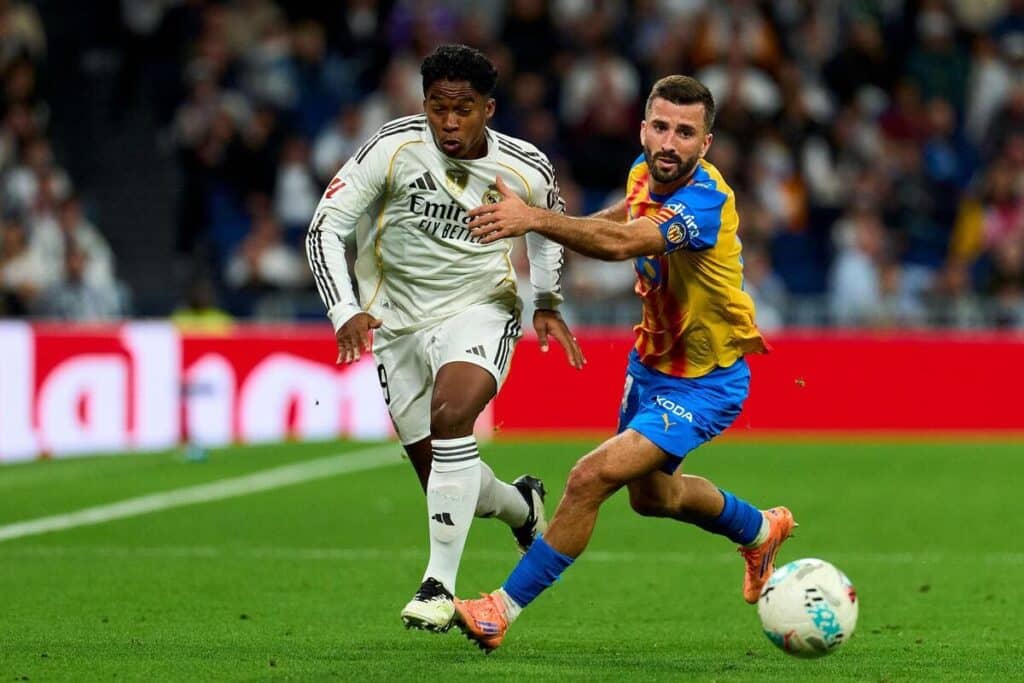 L'attaquant du Real Madrid et du Brésil Endrick