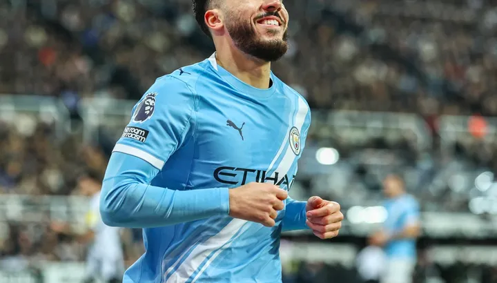 Man City news : "Les robots c'est bien, mais la magie c'est mieux" – Cherki sur sa mission de ramener le beau football