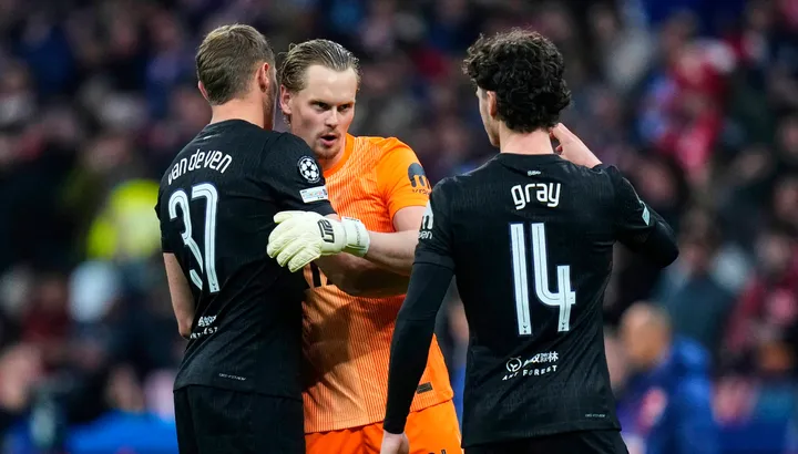 Regardez les horribles hurleurs d'Antonin Kinsky alors qu'Igor Tudor commet une infraction digne d'être limogé lors de l'Atletico contre Tottenham