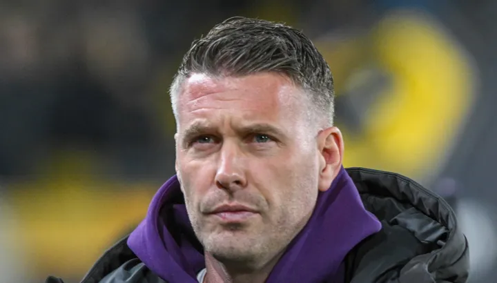 Nouvelles de l’équipe Leeds United contre Wolves: Rob Edwards lance un appel de sélection choc pour le road trip d’Elland