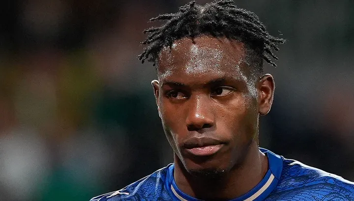 Nouvelles du transfert d'Aston Villa : le défenseur recherché "intéressant" Unai Emery, bataille avec les géants portugais attendue