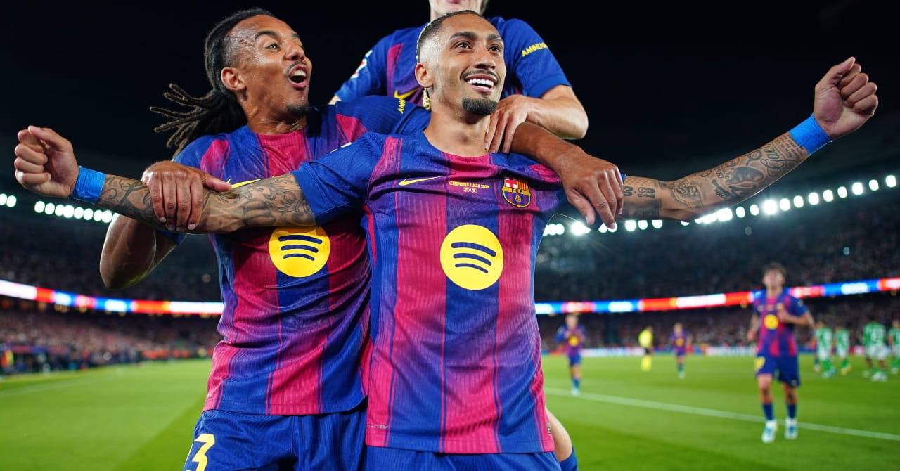 Bilan, résultats et buts alors que les champions entrent dans l'histoire avec une nouvelle victoire à domicile